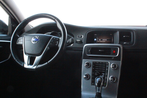 Volvo V60 II , 2018 г.