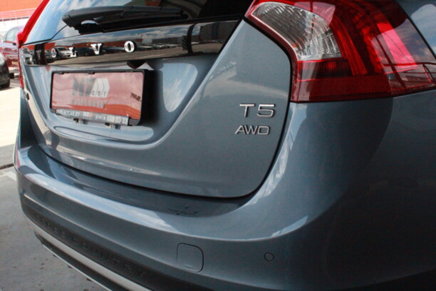 Volvo V60 II , 2018 г.