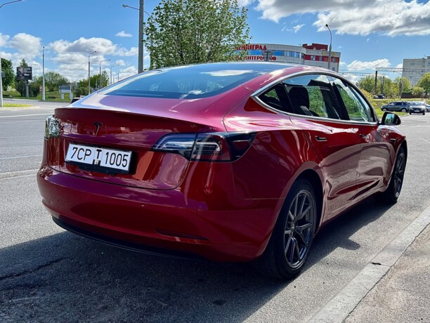 Tesla Model 3, 2020 г.