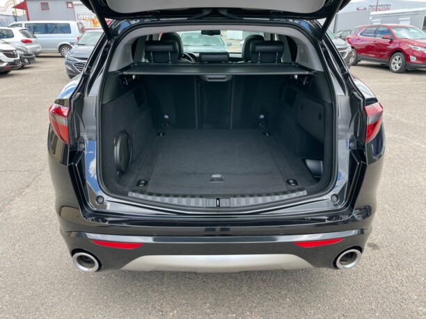 Alfa Romeo Stelvio, 2017 г.