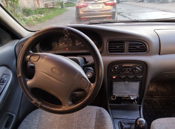 Kia Clarus I, 1997 г.