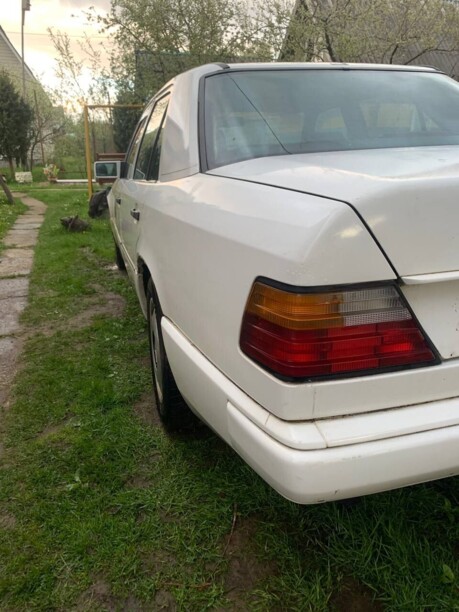 Mercedes-Benz E-Класс W124, S124, C124, A124, 1988 г.