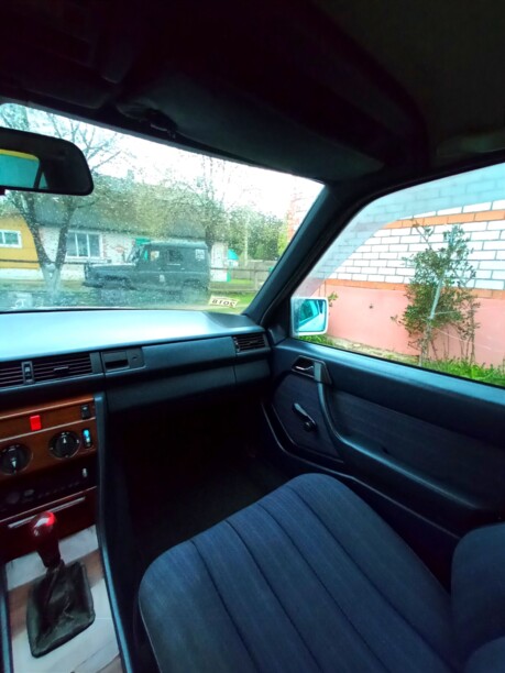 Mercedes-Benz E-Класс W124, S124, C124, A124, 1988 г.