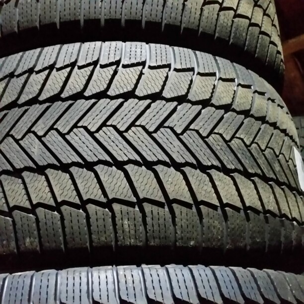 Легковые шины Michelin X-Ice SNOW 315/35 R20 4 шт.