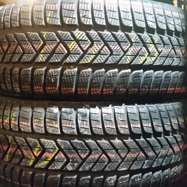 Легковые шины Pirelli SottoZero 3 235/40 R18 2 шт.