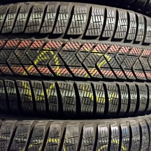 Легковые шины Pirelli Winter Sottozero 3 245/40 R18 2 шт.