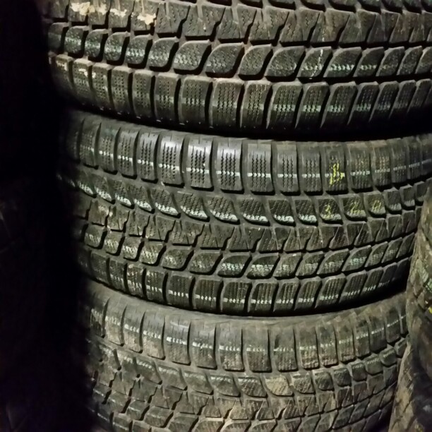 Легковые шины Bridgestone Blizzak LM-25 4x4 255/50 R19 4 шт.