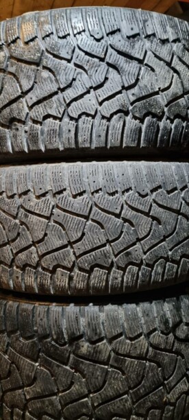 Легковые шины Pirelli Ice zero TM 315/35 R20 4 шт.