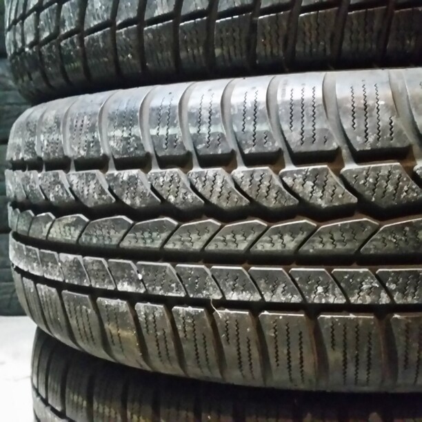 Легковые шины Continental ContiCrossContact Winter 225/60 R17 2 шт.