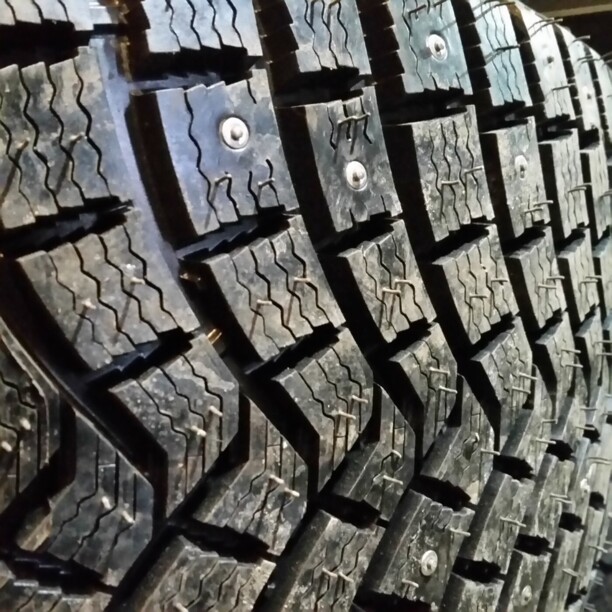 Легковые шины Michelin Latitude X-Ice North 2 255/45 R20 4 шт.