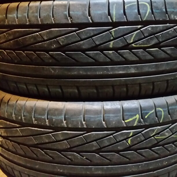 Легковые шины GoodYear Excellence 235/55 R17 2 шт.