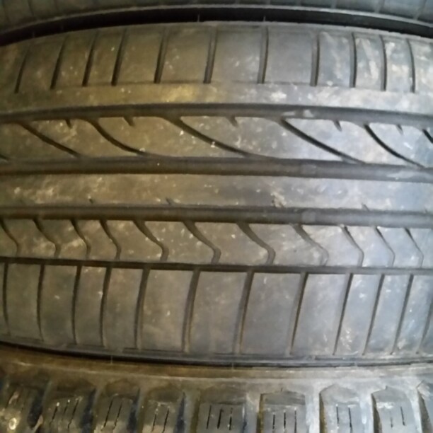 Легковые шины Bridgestone Potenza RE 050A (RSC) 225/35 R19 4 шт.