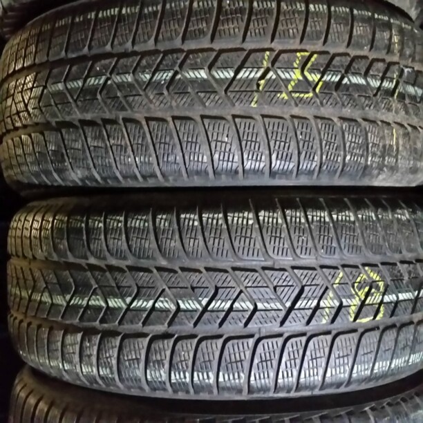 Легковые шины Pirelli Scorpion Winter Runflat 255/50 R19 2 шт.