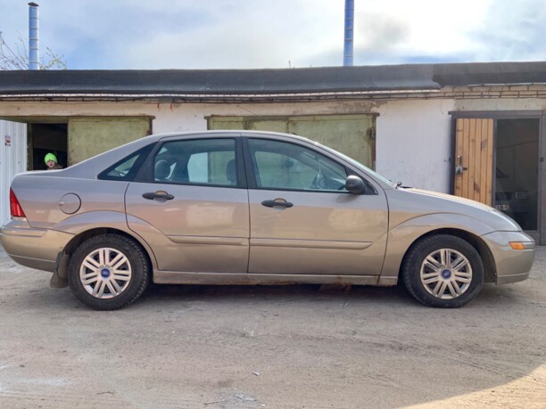 Ford Focus I · Рестайлинг, 2002 г.