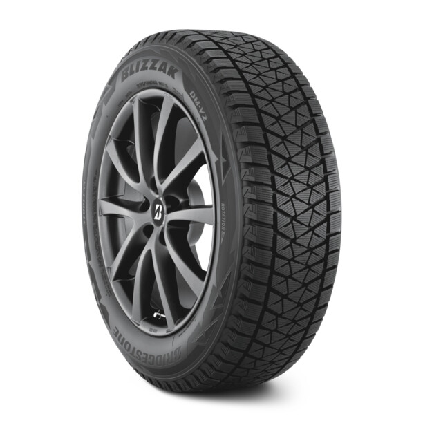 Легковые шины Bridgestone Blizzak DM-V2 235/65 R18 2 шт.