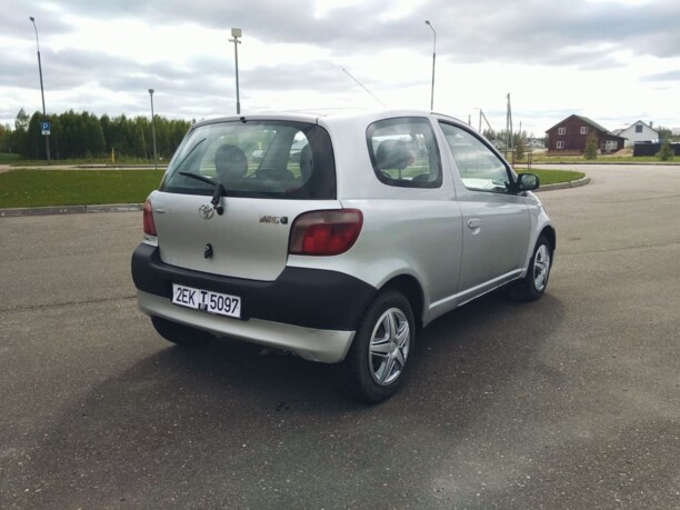 Toyota Yaris I (P1), 1999 г.
