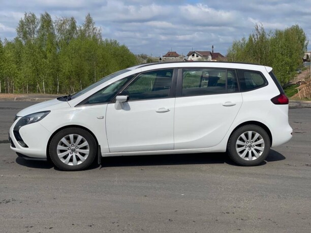 Opel Zafira C, 2013 г.