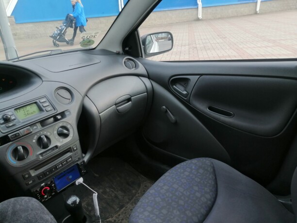 Toyota Yaris I (P1) · Рестайлинг, 2004 г.