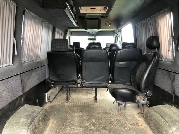Mercedes-Benz Sprinter грузопассажирский в максимальной базе, 1997 г.