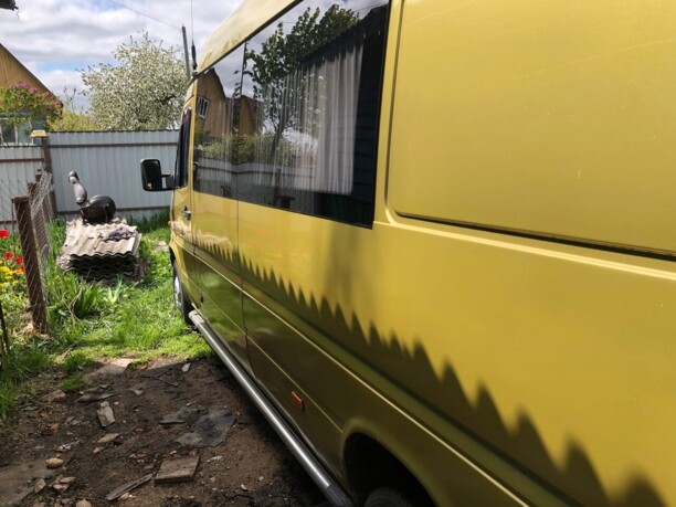 Mercedes-Benz Sprinter грузопассажирский в максимальной базе, 1997 г.