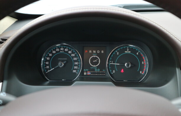 Jaguar XF X250 · Рестайлинг, 2014 г.