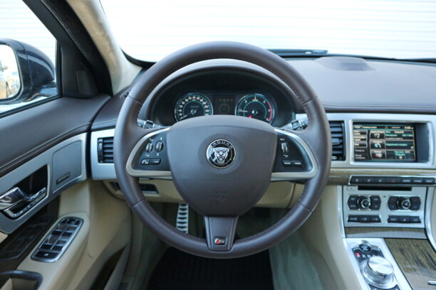 Jaguar XF X250 · Рестайлинг, 2014 г.