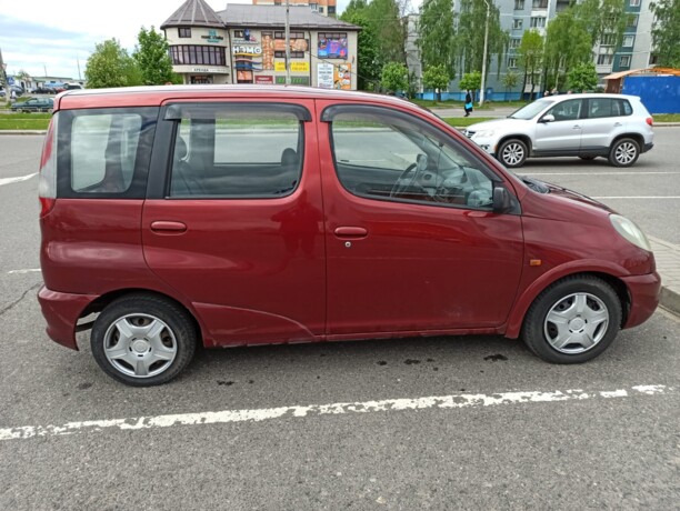 Toyota Yaris Verso, 1999 г.