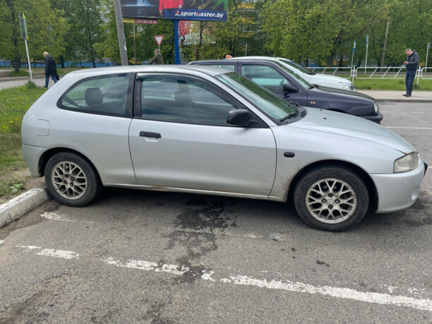 Mitsubishi Colt V, 1998 г.