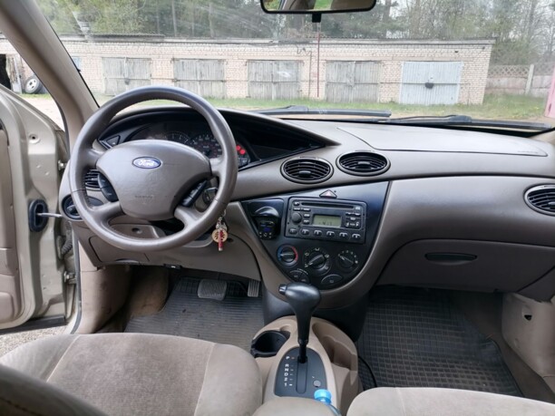 Ford Focus I · Рестайлинг, 2002 г.
