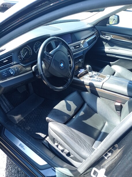 BMW 7 серия F02 (Long), 2011 г.