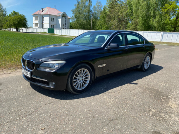 BMW 7 серия F02 (Long), 2009 г.