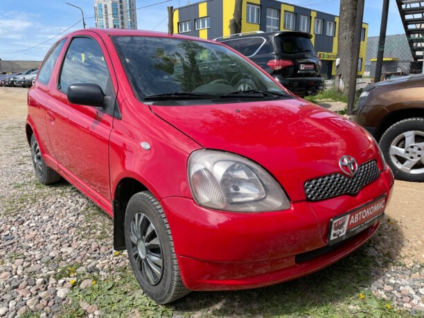 Toyota Yaris I (P1), 1999 г.