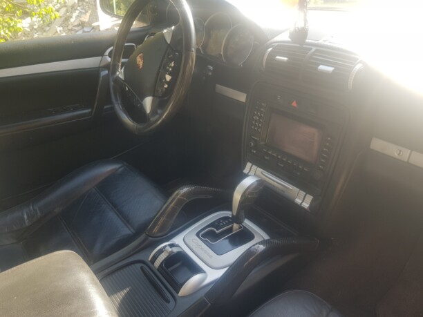 Porsche Cayenne 955, 2005 г.
