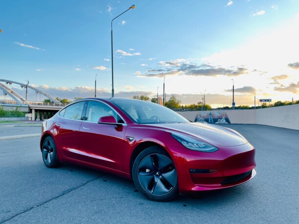 Tesla Model 3, 2018 г.