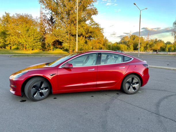 Tesla Model 3, 2018 г.