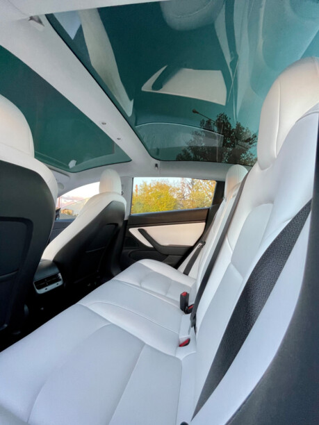 Tesla Model 3, 2018 г.