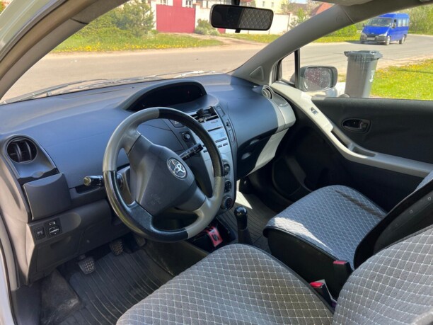Toyota Yaris II (XP9), 2007 г.