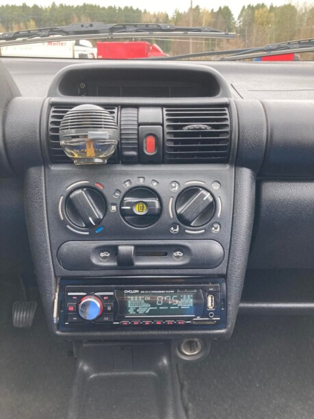Opel Corsa B, 1999 г.