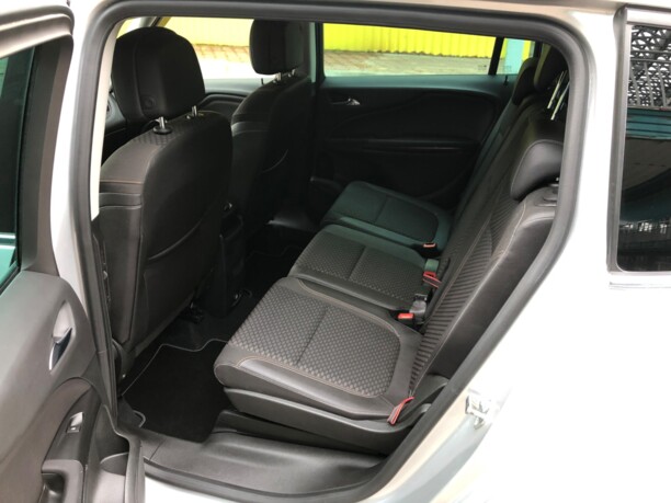 Opel Zafira C, 7 мест, 2016 г.