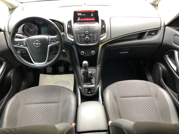 Opel Zafira C, 7 мест, 2016 г.