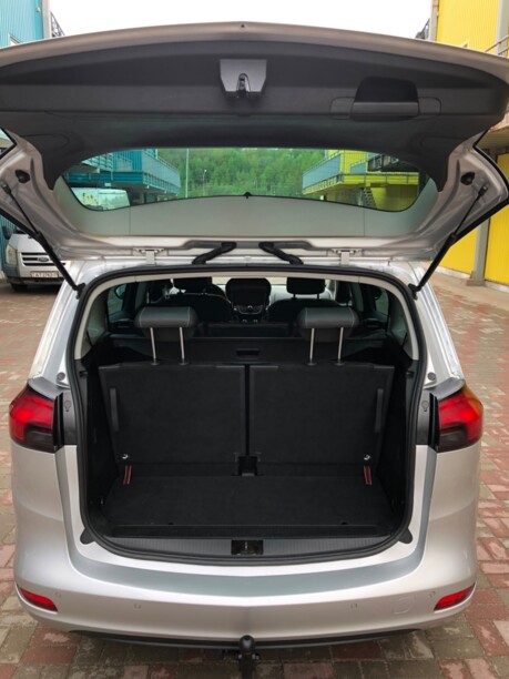 Opel Zafira C, 7 мест, 2016 г.