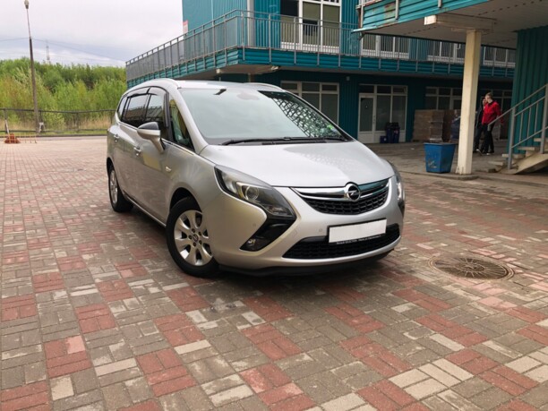 Opel Zafira C, 7 мест, 2016 г.