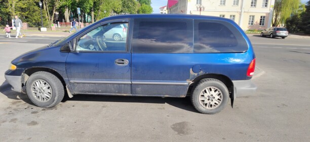 Dodge Caravan III, 7 мест, 2000 г.