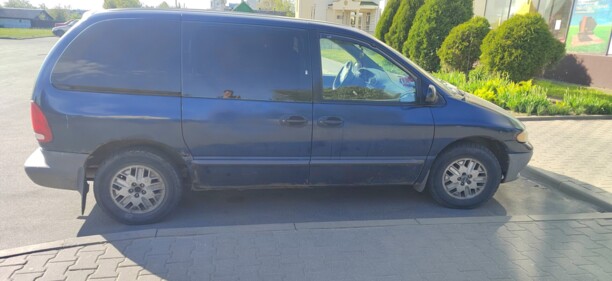 Dodge Caravan III, 7 мест, 2000 г.