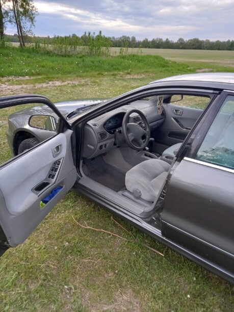 Mitsubishi Galant VIII, 2001 г.