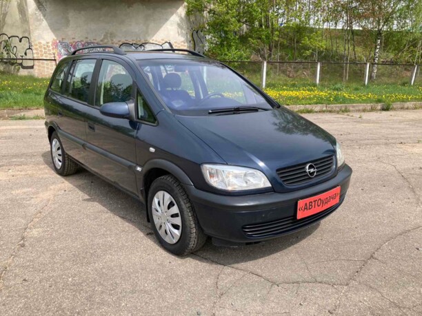 Opel Zafira A, 7 мест, 2001 г.