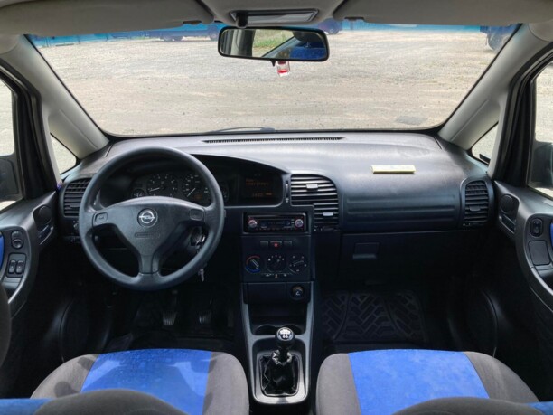Opel Zafira A, 7 мест, 2001 г.