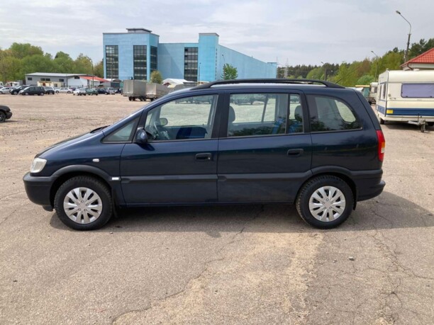 Opel Zafira A, 7 мест, 2001 г.