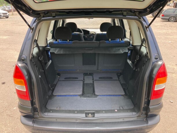 Opel Zafira A, 7 мест, 2001 г.