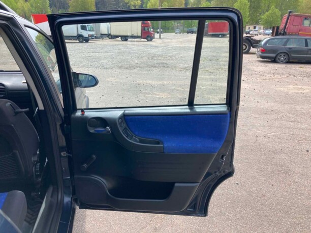 Opel Zafira A, 7 мест, 2001 г.